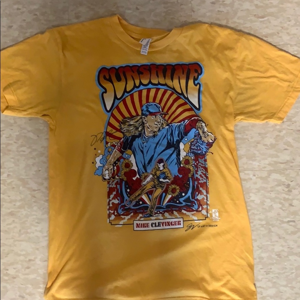 GV Artwork “Sunshine” T shirt